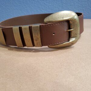 Casual Faux Cowhide Belt with Brushed Gold Buckle and Trim